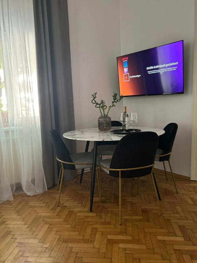 Apartment 5 Min Schoenbrunn Gloriette, Direct To City Center, Free Parking 비엔나 외부 사진