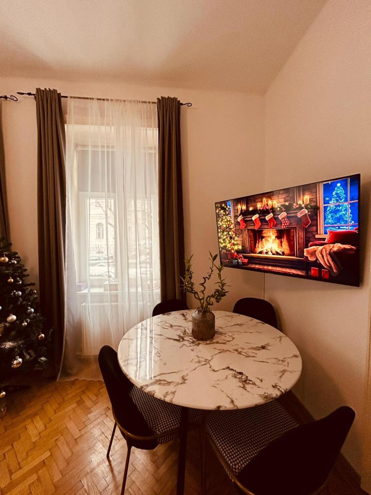 Apartment 5 Min Schoenbrunn Gloriette, Direct To City Center, Free Parking 비엔나 외부 사진